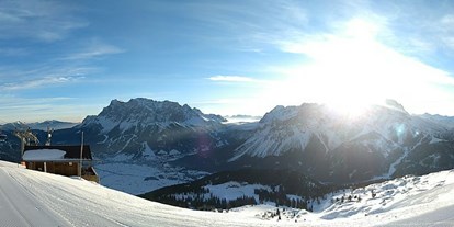 Hotels an der Piste - Après Ski im Skigebiet: Schirmbar - Tirol - Panorama Grubigstein - Skigebiet Grubigstein/Lermoos - Zugspitz Arena