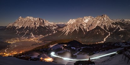 Hotels an der Piste - Après Ski im Skigebiet: Schirmbar - Ausblick Grubigstein - Skigebiet Grubigstein/Lermoos - Zugspitz Arena