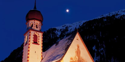 Hotels an der Piste - Kinder- / Übungshang - Tiroler Oberland - Bergsteigerdorf Vent - die Pfarrkirche, dem Hl. Jakob dem Älteren geweiht - Skigebiet Vent