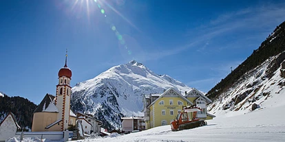 Hotels an der Piste - Après Ski im Skigebiet: Schirmbar - Tiroler Oberland - Winterstimmung pur - Skigebiet Vent