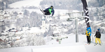 Hotels an der Piste - Après Ski im Skigebiet: Schirmbar - Snowpark Nesselwang - Skigebiet Alpspitzbahn Nesselwang im Allgäu