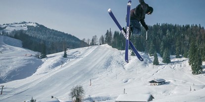 Hotels an der Piste - Après Ski im Skigebiet: Schirmbar - Snowpark in der Actionwelt Sudelfeld - Skiparadies Sudelfeld