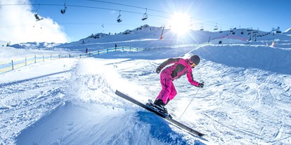 Hotels an der Piste - Après Ski im Skigebiet: Schirmbar - Spieljochbahn Fügen