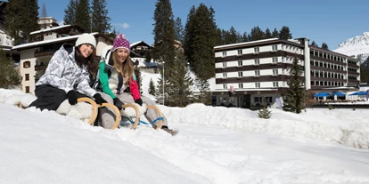 Hotels an der Piste - Skikurs direkt beim Hotel: für Erwachsene - Calfreisen - ROBINSON Arosa - ADULTS ONLY (18+)