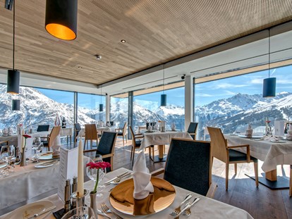 Hotels an der Piste - Tiroler Oberland - Restaurant - Hotel Schöne Aussicht