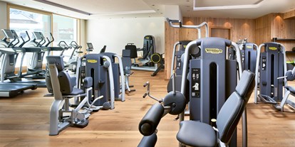 Hotels an der Piste - Wellnessbereich - Fitness Studio - DAS EDELWEISS Salzburg Mountain Resort
