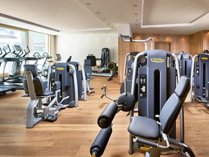 Hotels an der Piste - Sonnenterrasse - Fitness Studio - DAS EDELWEISS Salzburg Mountain Resort