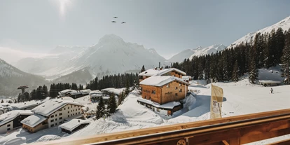 Hotels an der Piste - Skikurs direkt beim Hotel: für Erwachsene - Ausserbraz - Panoramaaussicht aus dem ZImmer - Hotel Goldener Berg