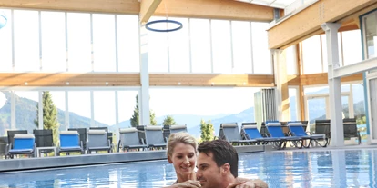 Hotels an der Piste - Kinder-/Übungshang - Oberhof (Goldegg) - Nachdem Skifahren gönnen Sie sich die Auszeit in unserem Wellnessbereich mit tollem Schwimmbad - Schlosshotel Lacknerhof****S Flachau