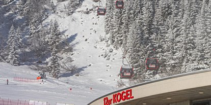 Hotels an der Piste - Skiraum: Skispinde - Direkt an der 12erKogel Bahn - Ferienwohnungen Perfeldhof