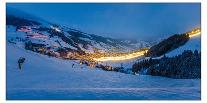 Hotels an der Piste - Hotel-Schwerpunkt: Skifahren & Familie - Aussicht auf Hinterglemm - Ferienwohnungen Perfeldhof