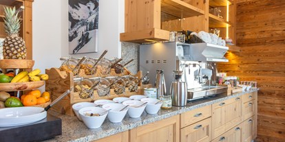 Hotels an der Piste - Skiraum: Skispinde - Frühstücksbuffet mit regionalen und sehr hochwertigen Produkten - Ferienwohnungen Perfeldhof