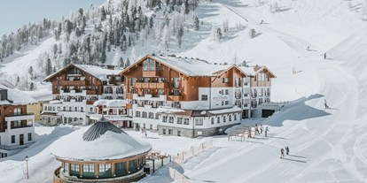 Hotels an der Piste - Skiraum: Skispinde - Hotel Schneider Außenansicht - Hotel Schneider ****superior