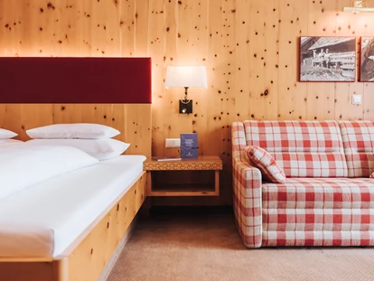 Hotels an der Piste - Hotel-Schwerpunkt: Skifahren & Familie - Hintermuhr - Hotelzimmer Zirbentraum deluxe - Hotel Schneider ****superior