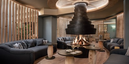 Hotels an der Piste - Verpflegung: Frühstück - Arosa - Lobby Bar - Precise Tale Seehof Davos