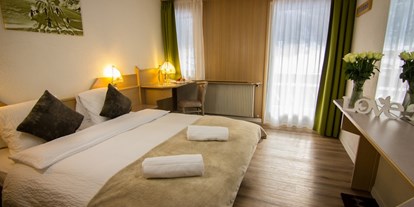 Hotels an der Piste - Skiraum: vorhanden - Zermatt - Doppelzimmer - Südseite orientiert - Hotel Bristol *** Saas-Fee