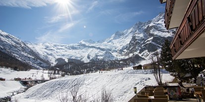 Hotels an der Piste - Hotel-Schwerpunkt: Skifahren & Romantik - PLZ 3925 (Schweiz) - Aussicht - Hotel Bristol *** Saas-Fee