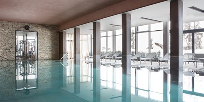 Hotels an der Piste - Pools: Innenpool - Saxon - Pool - Hotel Crans Ambassdor