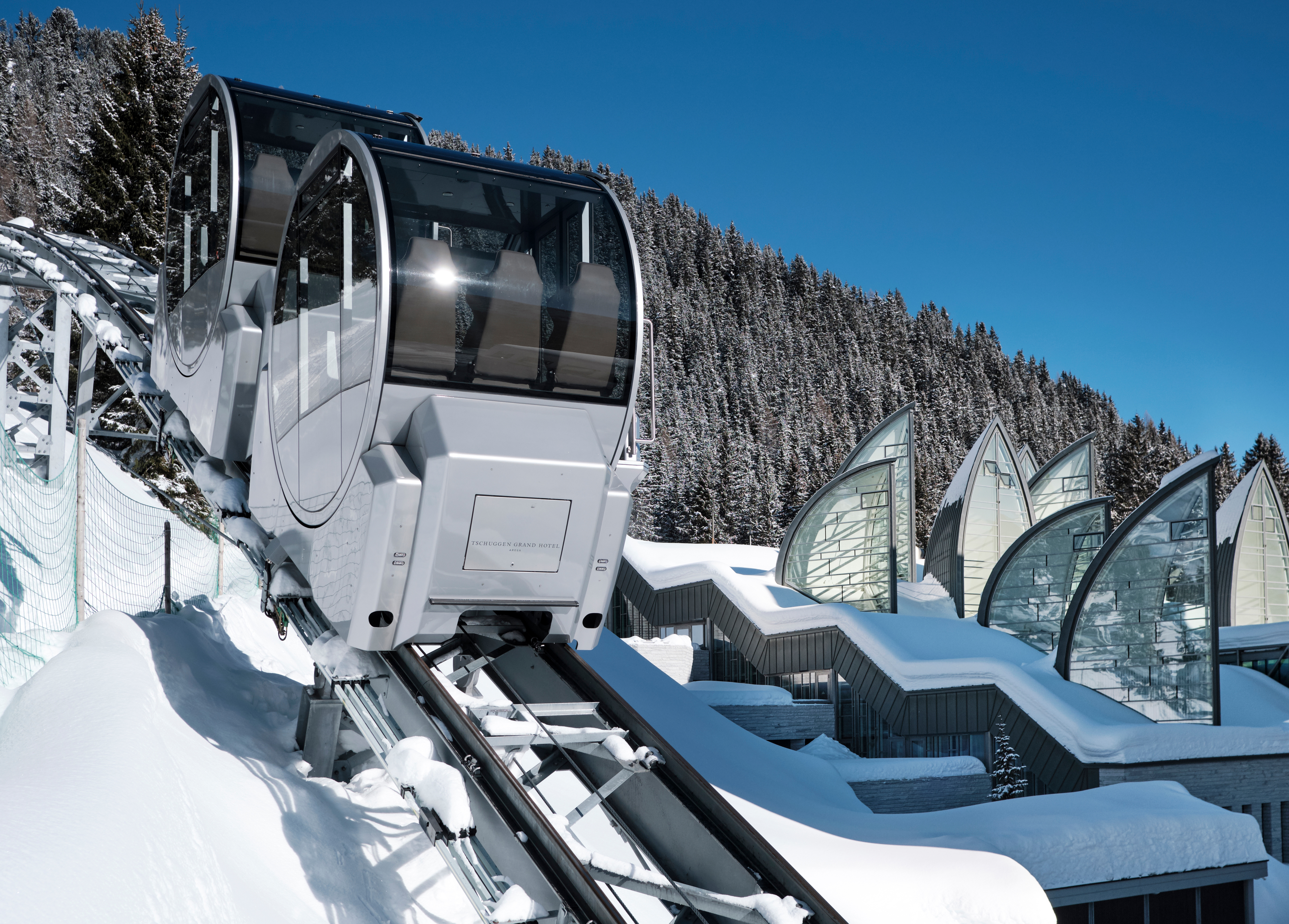 Skihotel - Tschuggen Express - Tschuggen Grand Hotel 