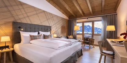 Hotels an der Piste - Preisniveau: gehoben - Osttirol - Renovierte Luxusdoppelzimmer mit hochwertigem Eichenholzparkett - Defereggental Hotel & Resort