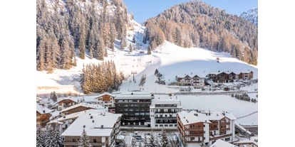 Hotels an der Piste - Preisniveau: moderat - Wolkenstein/Gröden Südtirol - Location - Hotel Stella - My Dolomites Experience