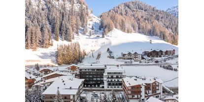 Hotels an der Piste - Kinder-/Übungshang - Kolfuschg in Corvara - Location - Hotel Stella - My Dolomites Experience