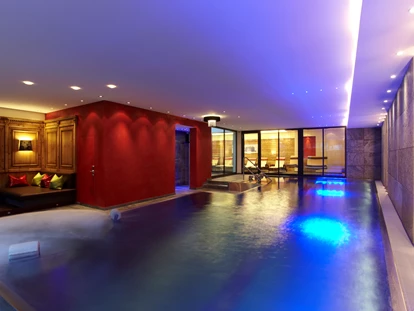 Hotels an der Piste - Hallenbad - Zams - Alpin pool 12m lang - Hotel Tirol****alpin spa Ischgl 