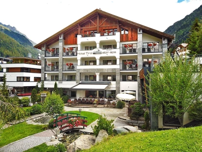 Hotels an der Piste - Ladestation Elektroauto - Zams - Hotel Tirol****alpin spa Ischgl 