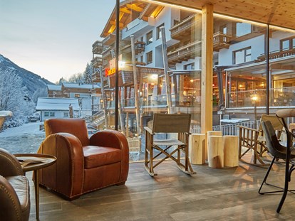 Hotels an der Piste - Wellnessbereich - Rain (Saalfelden am Steinernen Meer, Leogang) - THOMSN - Alpine Rock Hotel