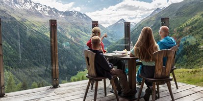 Hotels an der Piste - Verpflegung: Frühstück - Skigebiet Sölden - Sonnenterrasse - Hotel Silbertal