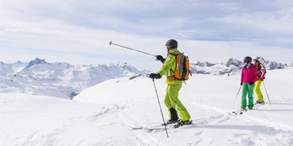 Hotels an der Piste - Skikurs direkt beim Hotel: für Erwachsene - Ausserbraz - Zürs - Ski Arlberg - Hotel Edelweiss
