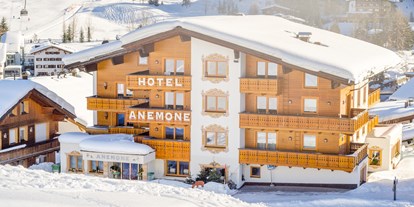 Hotels an der Piste - Hotel-Schwerpunkt: Skifahren & Kulinarik - St. Anton am Arlberg - Ski-in und Ski-out zu unserem Hotel ohne Probleme.
 - Hotel Anemone