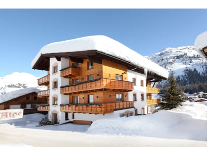 Hotels an der Piste - Hotel-Schwerpunkt: Skifahren & Wellness - Ausserbraz - Hotel Eingang - Hotel Anemone