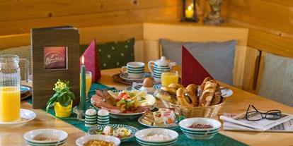 Hotels an der Piste - Rodeln - AlpenParks Aktiv & Natur Resort Hagan Lodge Altaussee