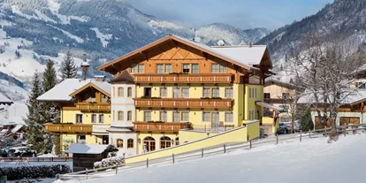 Hotels an der Piste - Klassifizierung: 4 Sterne - Oberhof (Goldegg) - Das Untermüllnergut im Winter - Landhotel Untermüllnergut