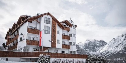 Hotels an der Piste - Hotel-Schwerpunkt: Skifahren & Romantik - Hollbruck - Hotel Royal - Außenansicht - Hotel Royal ***S