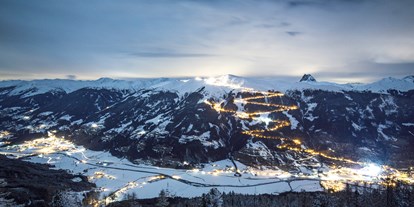 Hotels an der Piste - Hotel-Schwerpunkt: Skifahren & Familie - Rodeln in der Wildkogel-Arena - 14km Rodelbahn bis 22:00 Uhr beleuchtet - Wander- & Wellnesshotel Gassner****s