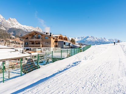 Hotels an der Piste - Skiservice: Skireparatur - Good Life Resort die Riederalm ****S