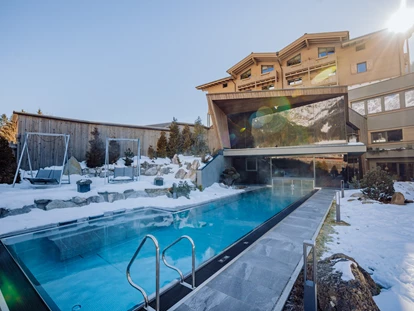 Hotels an der Piste - Pools: Außenpool beheizt - Uttendorf (Uttendorf) - Mountain Spa exklusiv für Erwachsene - Good Life Resort die Riederalm ****S