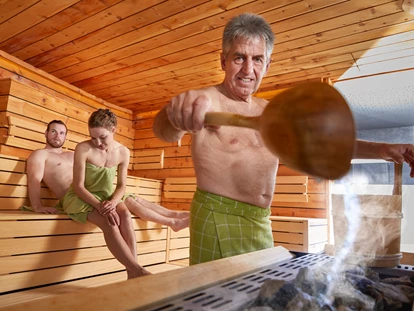 Hotels an der Piste - Ski-In Ski-Out - Enkerbichl - Persönliche Sauna Betreuungen  - Good Life Resort die Riederalm ****S