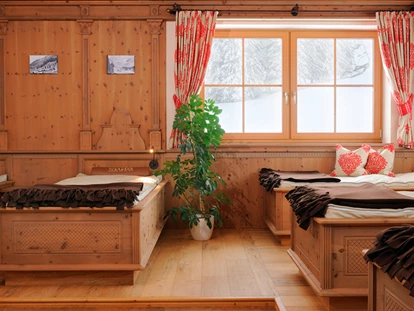 Hotels an der Piste - Skiservice: vorhanden - Hintermuhr - Wasserbetten  Zirbenstube - **** Hotel Alpenrose Zauchensee