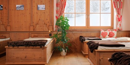 Hotels an der Piste - Skiraum: Skispinde - Wasserbetten  Zirbenstube - **** Hotel Alpenrose Zauchensee