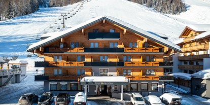 Hotels an der Piste - Kinder-/Übungshang - Ski in, Ski out - **** Hotel Alpenrose Zauchensee