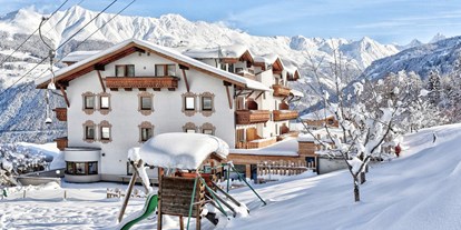 Hotels an der Piste - Hotel-Schwerpunkt: Skifahren & Familie - Ried im Oberinntal - © Archiv Hotel Panorama - Hotel Panorama
