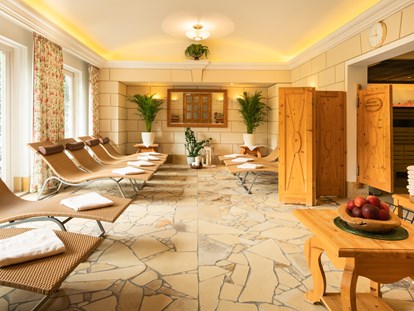 Hotels an der Piste - Hotel-Schwerpunkt: Skifahren & Familie - Söll - Wellnessbereich - Hotel Hubertus