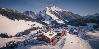 Hotels an der Piste - Skiraum: Skispinde - AlpenParks Hotel & Apartment Arlberg