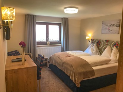 Hotels an der Piste - Hotel-Schwerpunkt: Skifahren & Romantik - Höch (Flachau) - Andi's Skihotel