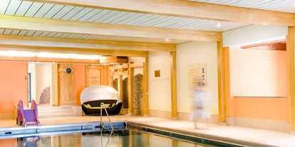 Hotels an der Piste - Pools: Außenpool beheizt - Krakauschatten - Indoor-Pool - Familienhotel Hinteregger