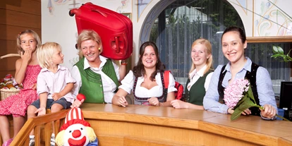 Hotels an der Piste - Skikurs direkt beim Hotel: für Kinder - Unterburgstallberg - Team - Familienhotel Hinteregger
