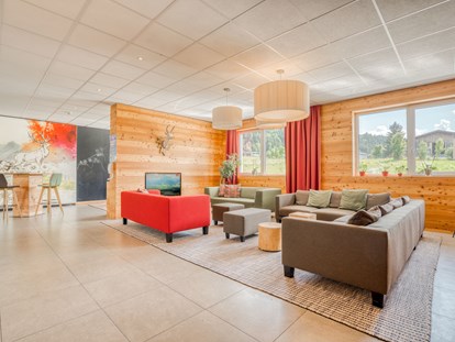 Hotels an der Piste - Preisniveau: moderat - Lobby - COOEE alpin Hotel Kitzbüheler Alpen